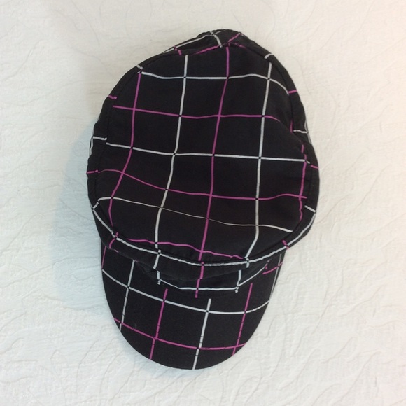 Hat - Picture 2 of 4